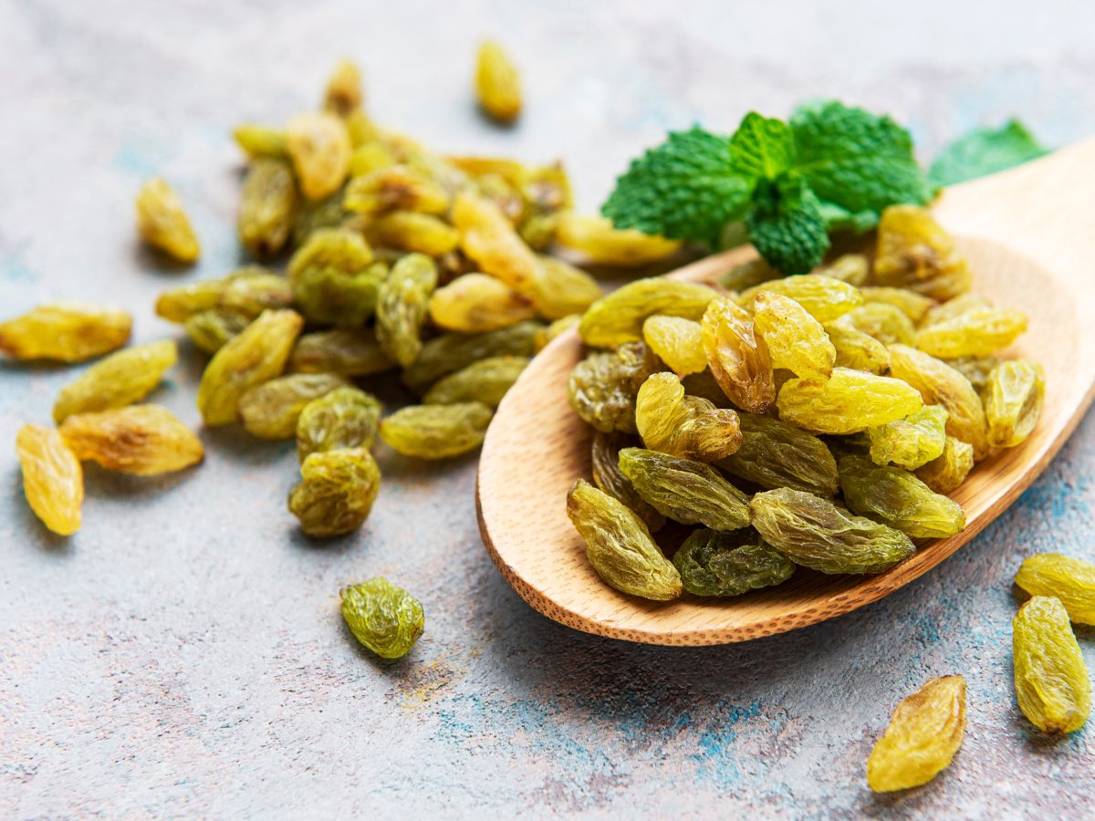 کشمش سبز قلمی